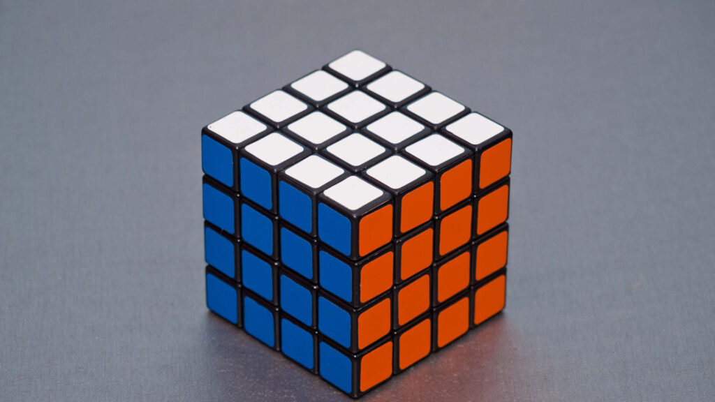 cubo mágico 4x4x4