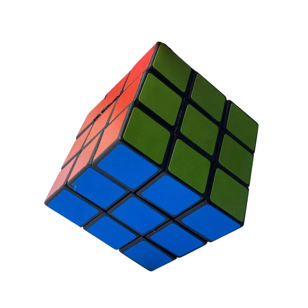 Imagem de um cubo 3x3x3, modalidade que esteve presente na competição Afraid in Airdrie 2023, em que competidores deram dicas para resolver o cubo mágico